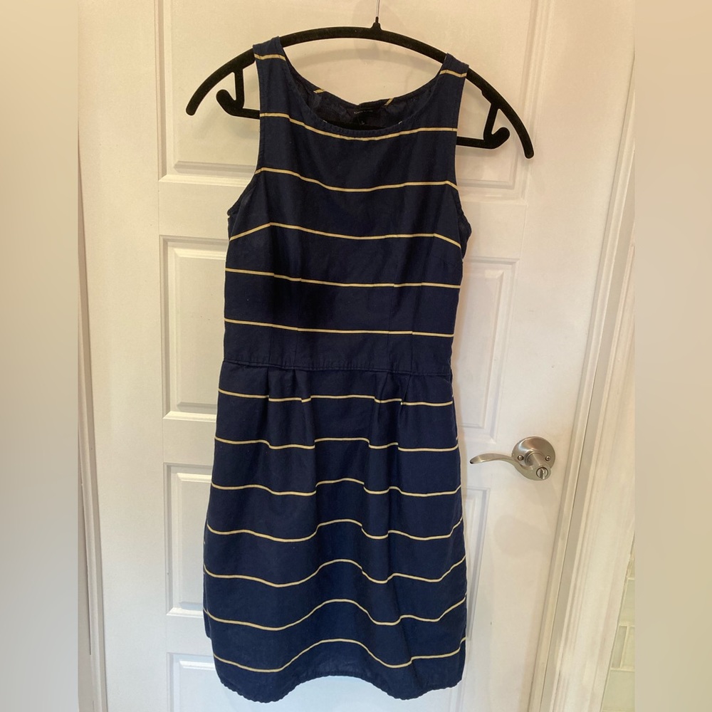 TOMMY HILFIGER dress size US 6